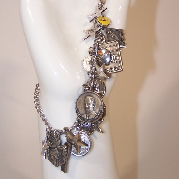 Beta Sigma Phi Sorority Charm Bracelet with charms - Picture 1 of 4